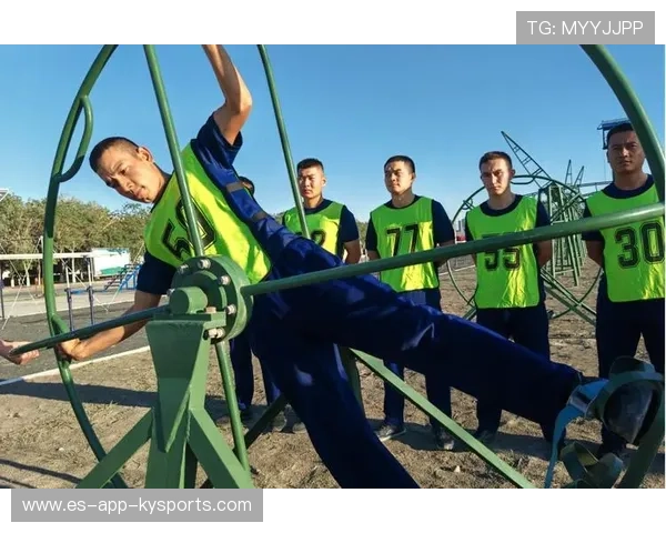 女单队伍进行多回合拉吊训练，耐力展现稳定