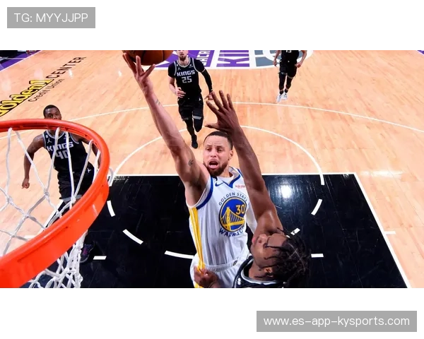 福克斯快速上篮打进,国王攻势延绵不绝